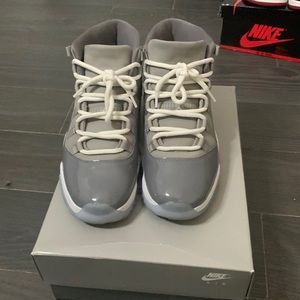 Jordan cool grey 11’s